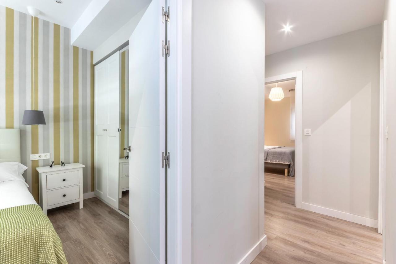 Moderno Y Amplio En El Centro Apartment Билбао Екстериор снимка