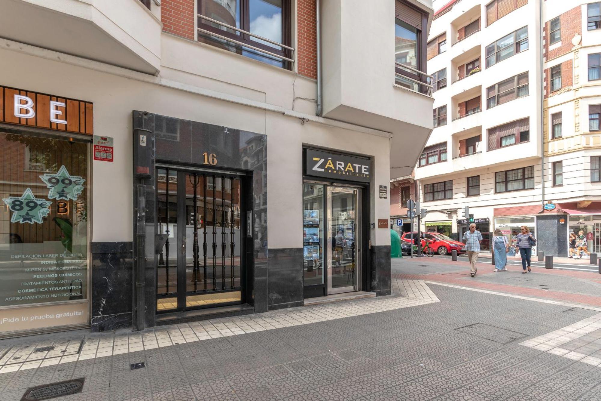 Moderno Y Amplio En El Centro Apartment Билбао Екстериор снимка
